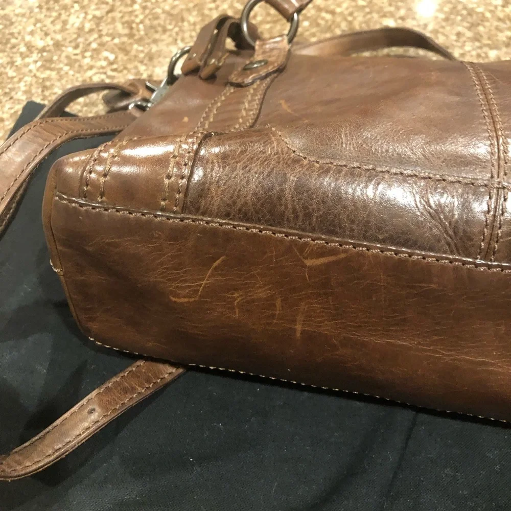 NWOT Frye Washed Leather Bag - Picture 6 of 10
